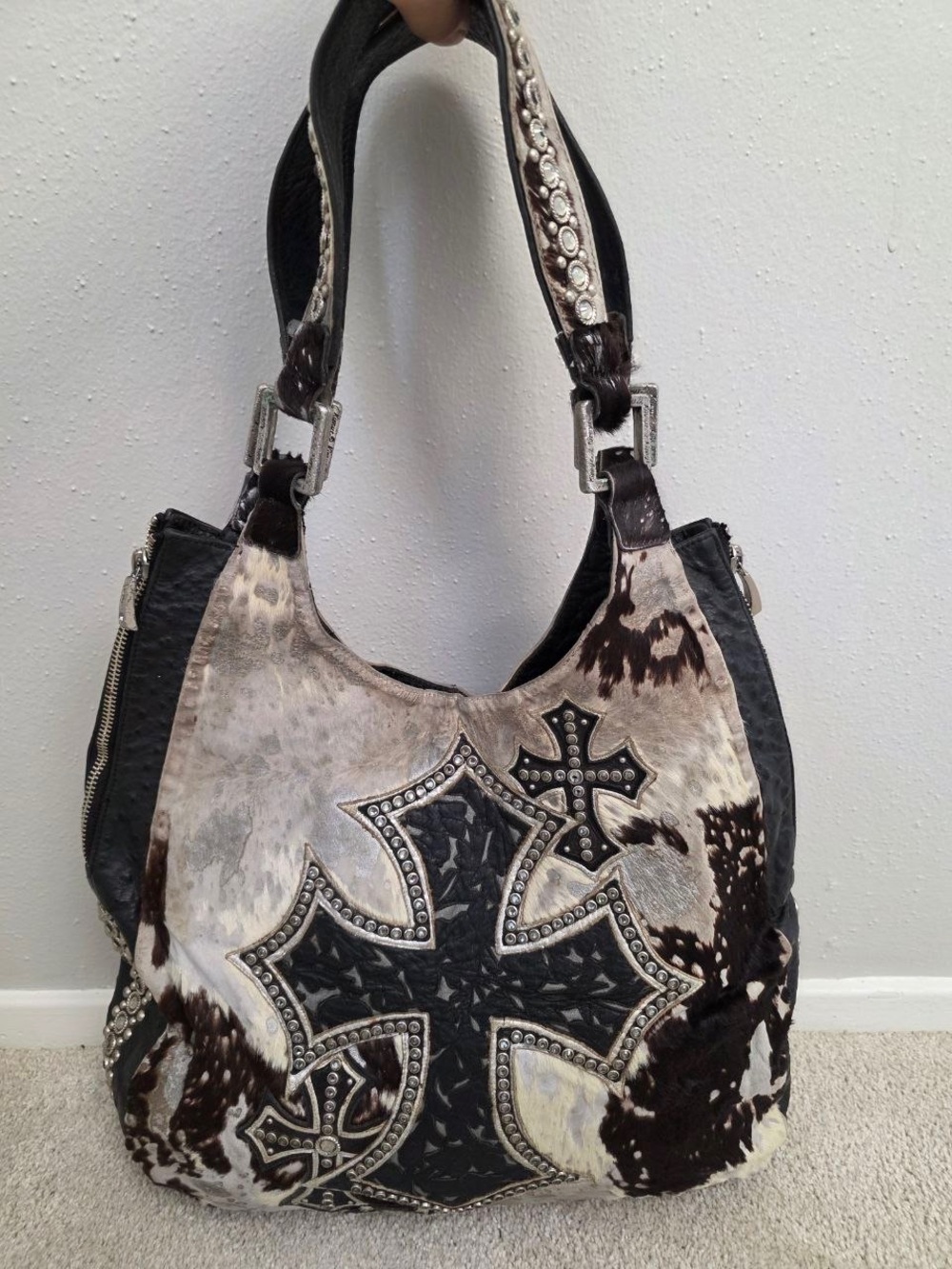 Vintage 2000s Kippys Coronado Cowhide Leather Cross Hobo Bag Crystal Western